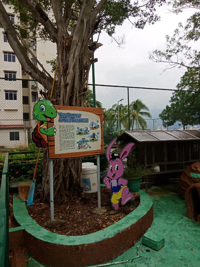 Glory Beach Resort Private Penthouse ポートディクソン エクステリア 写真