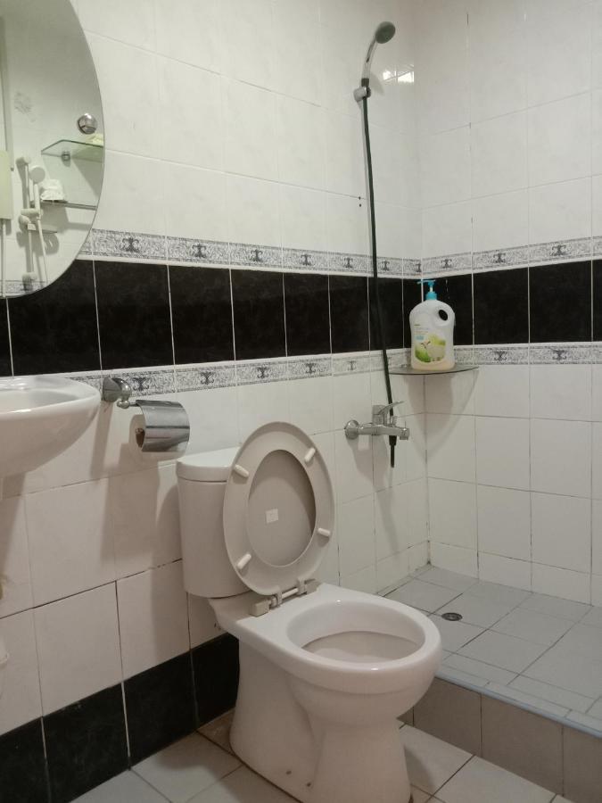 Glory Beach Resort Private Penthouse ポートディクソン エクステリア 写真
