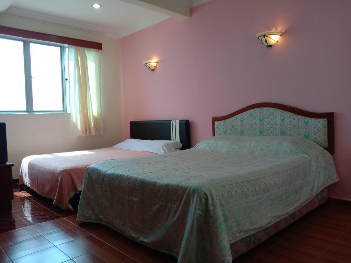 Glory Beach Resort Private Penthouse ポートディクソン エクステリア 写真