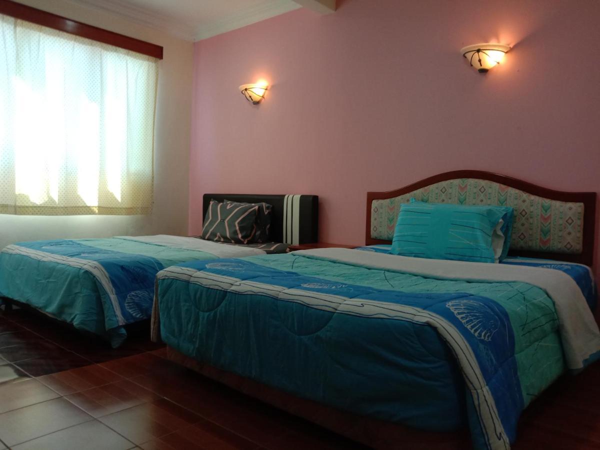 Glory Beach Resort Private Penthouse ポートディクソン エクステリア 写真